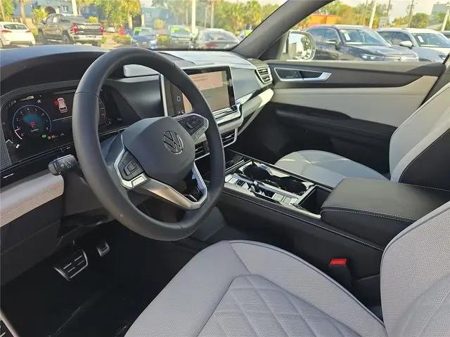 2026 Volkswagen Atlas Cross Sport SEL Premium R-Line