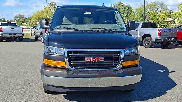 2025 GMC Savana Passenger RWD 2500 Regular Wheelbase LT