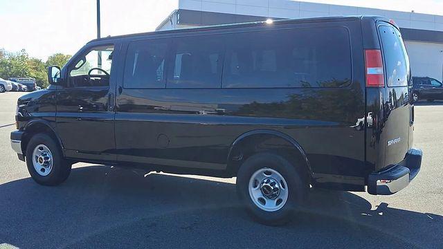2025 GMC Savana Passenger RWD 2500 Regular Wheelbase LT