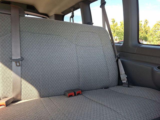 2025 GMC Savana Passenger RWD 2500 Regular Wheelbase LT