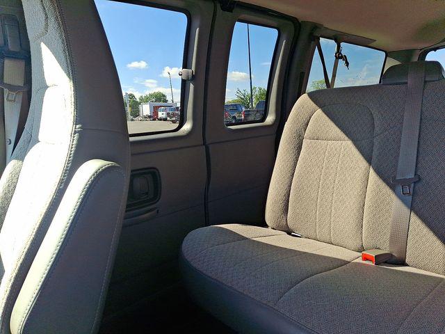 2025 GMC Savana Passenger RWD 2500 Regular Wheelbase LT