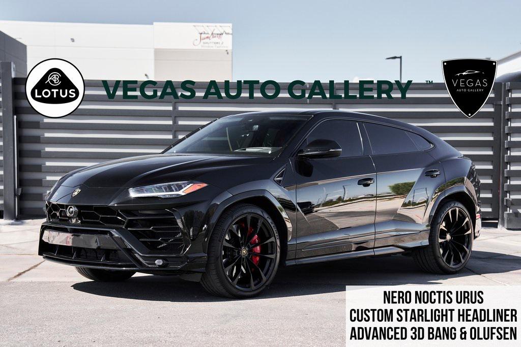 /2021 Lamborghini Urus
