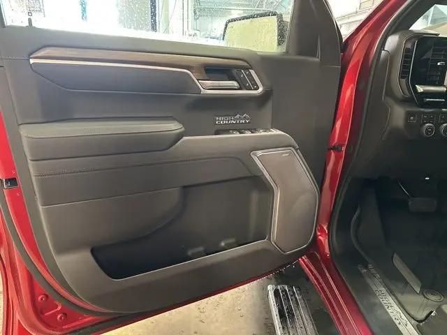 2026 Chevrolet Silverado 1500 4WD Crew Cab Short Bed High Country