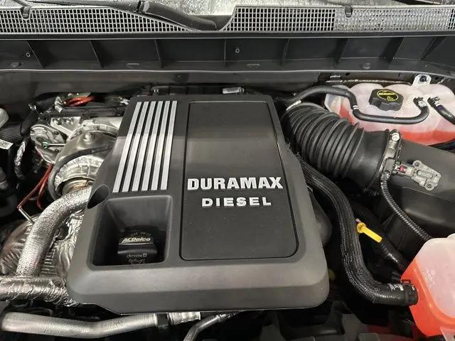 2026 Chevrolet Silverado 1500 4WD Crew Cab Short Bed High Country