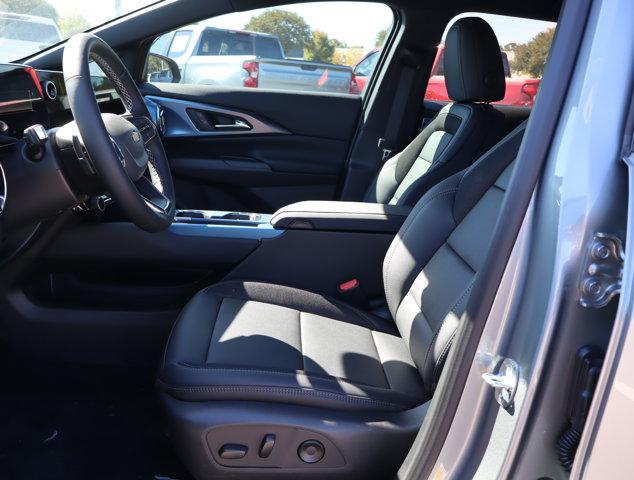 2026 Chevrolet Equinox LT2 w/PDE