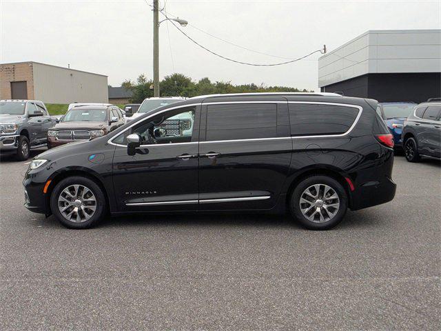 2023 Chrysler Pacifica Hybrid Pinnacle