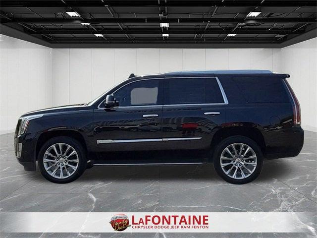 2019 Cadillac Escalade Luxury 2019 Cadillac Escalade Luxury