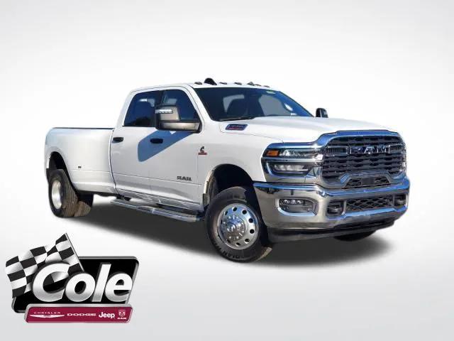2025 RAM 3500 Big Horn Crew Cab 4x4 8 Box 2025 RAM 3500 Big Horn Crew Cab 4x4 8 Box