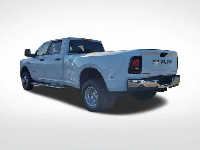 2025 RAM 3500 Big Horn Crew Cab 4x4 8 Box 2025 RAM 3500 Big Horn Crew Cab 4x4 8 Box