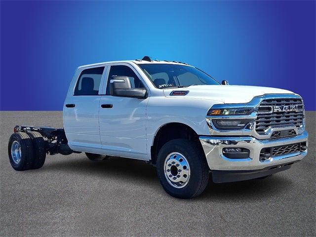 2025 RAM 3500 Chassis Tradesman/Big Horn