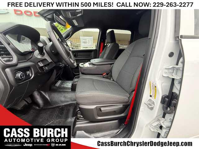 2025 Ram 5500 Tradesman/Big Horn