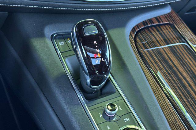 2024 Cadillac Escalade 4WD Premium Luxury