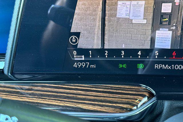 2024 Cadillac Escalade 4WD Premium Luxury