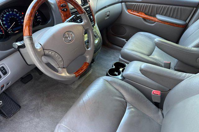 2006 Toyota Sienna XLE Limited