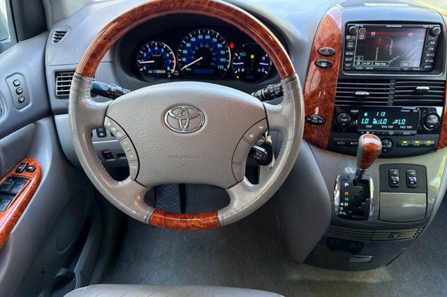2006 Toyota Sienna XLE Limited