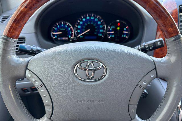 2006 Toyota Sienna XLE Limited
