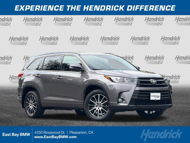 2017 Toyota Highlander SE for sale in Daleville, IN