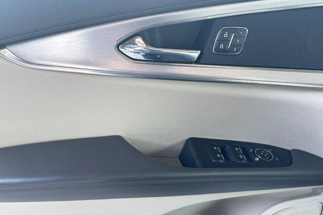 2020 Lincoln Nautilus Standard