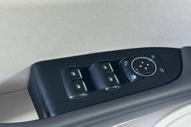 2020 Lincoln Nautilus Standard