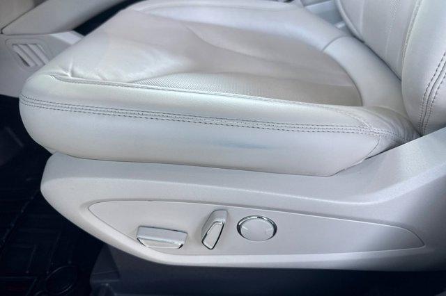 2020 Lincoln Nautilus Standard