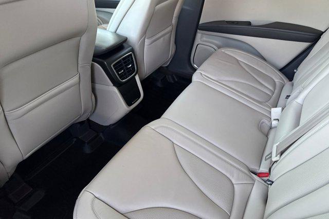 2020 Lincoln Nautilus Standard