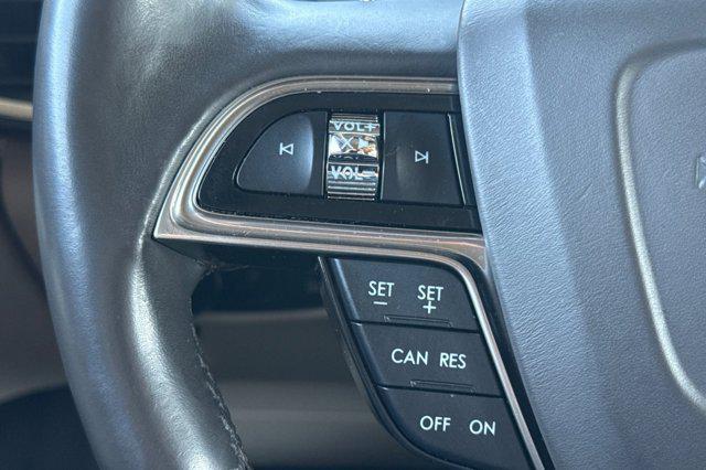 2020 Lincoln Nautilus Standard