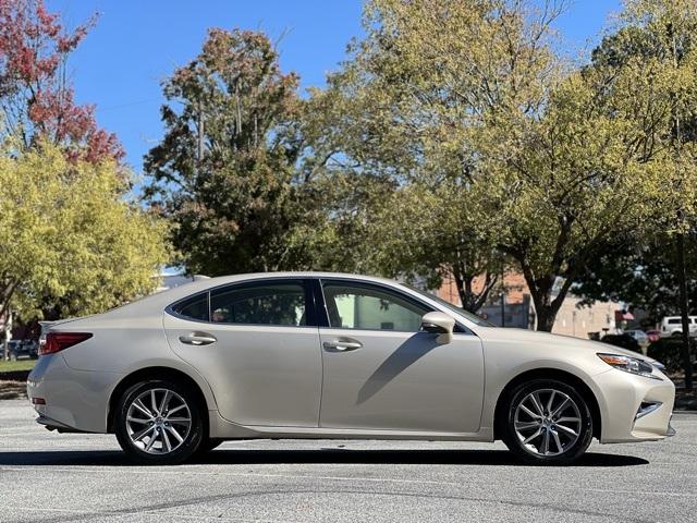 2017 Lexus ES 300h ES 300h FWD
