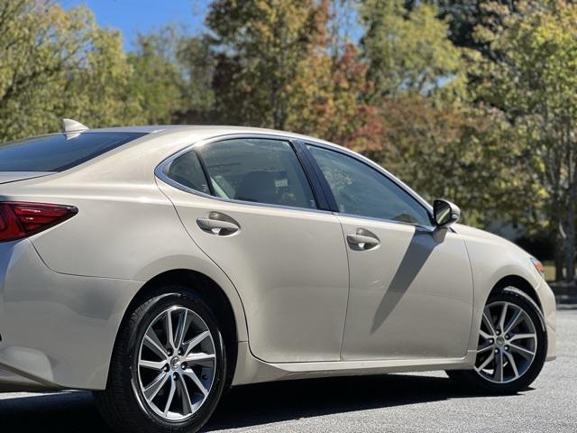 2017 Lexus ES 300h ES 300h FWD