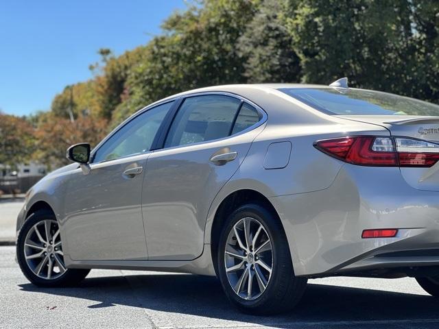 2017 Lexus ES 300h ES 300h FWD