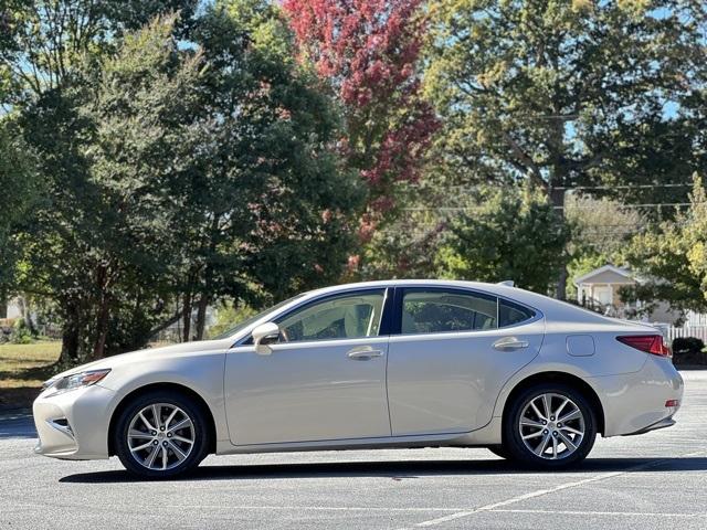 2017 Lexus ES 300h ES 300h FWD