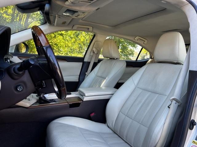 2017 Lexus ES 300h ES 300h FWD