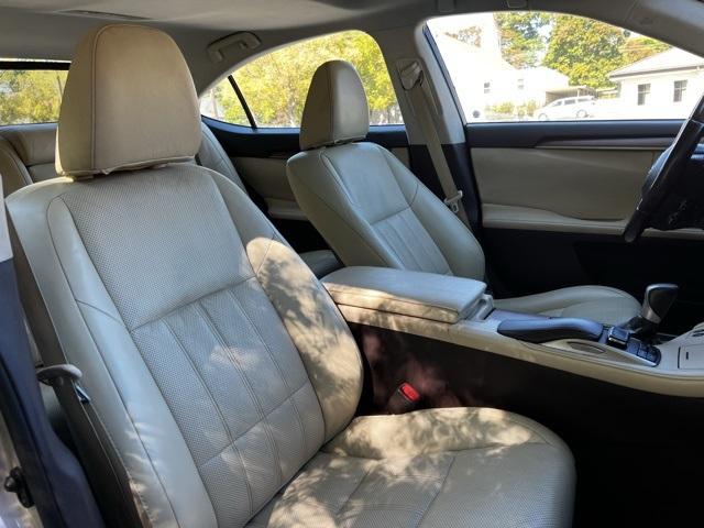 2017 Lexus ES 300h ES 300h FWD