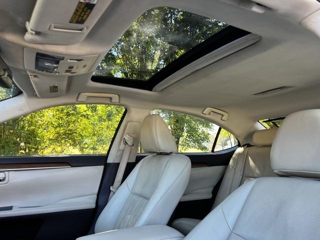 2017 Lexus ES 300h ES 300h FWD