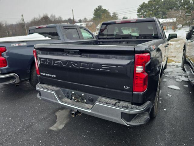 2022 Chevrolet Silverado 1500 4WD Double Cab Standard Bed LT with 2FT