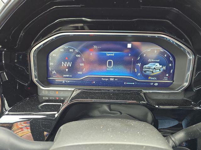 2022 Chevrolet Silverado 1500 4WD Double Cab Standard Bed LT with 2FT