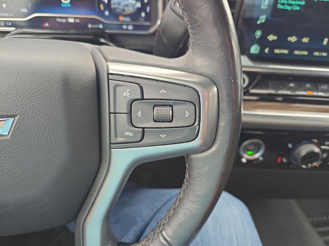 2022 Chevrolet Silverado 1500 4WD Double Cab Standard Bed LT with 2FT