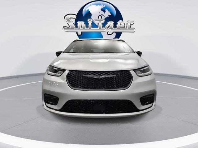 2026 Chrysler Pacifica Limited AWD