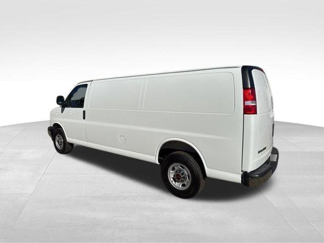 2025 GMC Savana Cargo RWD 2500 Regular Wheelbase Work Van