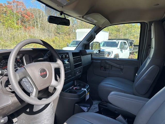 2025 GMC Savana Cargo RWD 2500 Regular Wheelbase Work Van