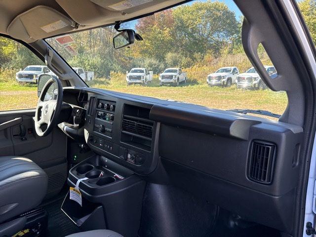 2025 GMC Savana Cargo RWD 2500 Regular Wheelbase Work Van