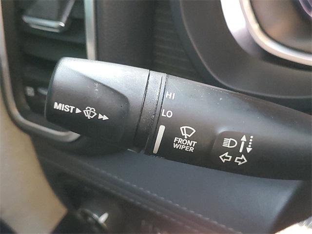 2023 Ram 1500 Limited Crew Cab 4x4 57 Box
