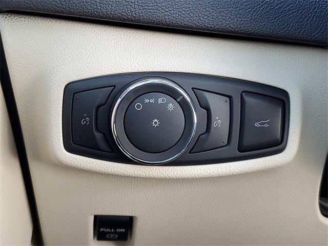 2016 Lincoln MKC Select