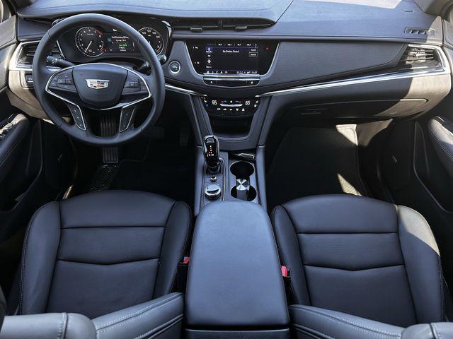 2025 Cadillac XT5 FWD Premium Luxury