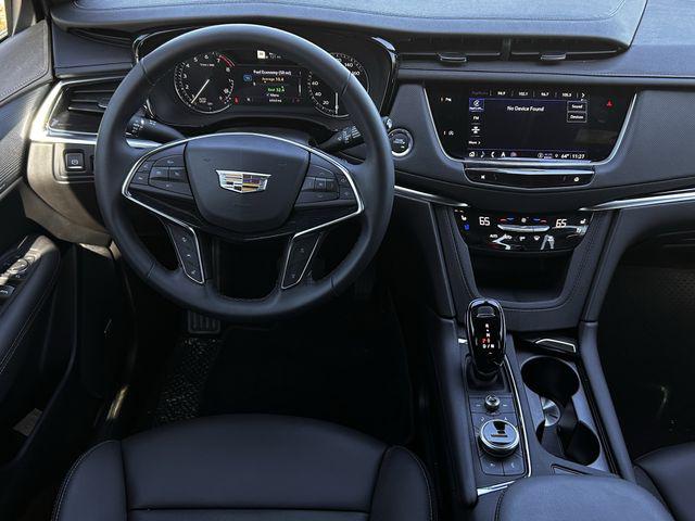 2025 Cadillac XT5 FWD Premium Luxury