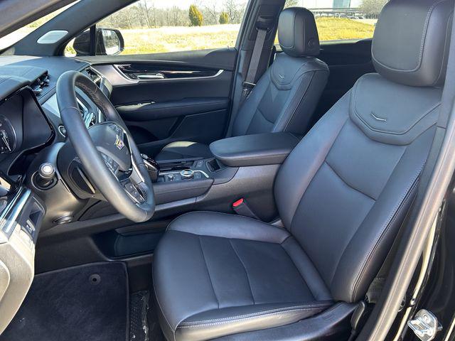 2025 Cadillac XT5 FWD Premium Luxury