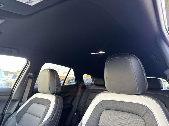 2025 Chevrolet V Blazer RWD LT