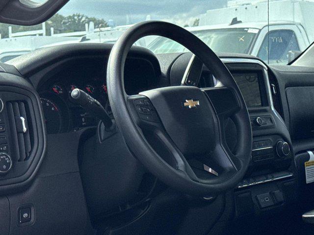 2025 Chevrolet Silverado 1500 4WD Regular Cab Standard Bed WT