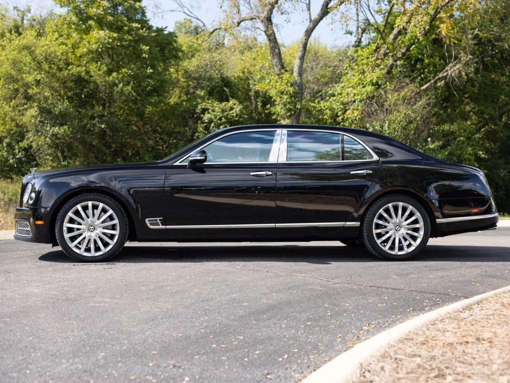 2019 Bentley Mulsanne Base photo 2
