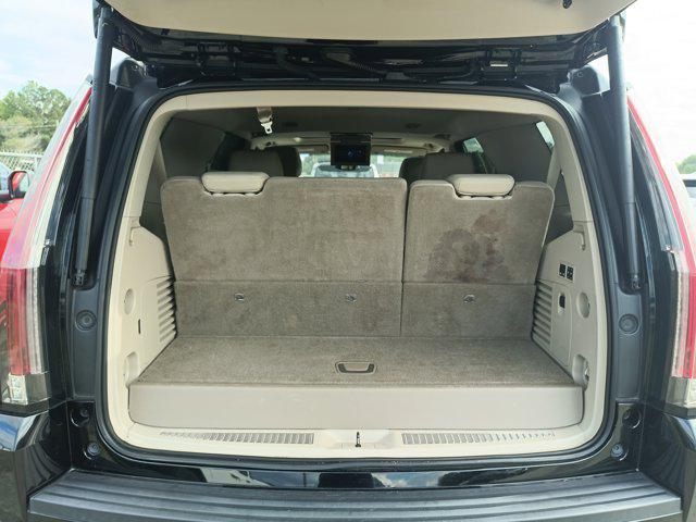 2017 Cadillac Escalade Luxury