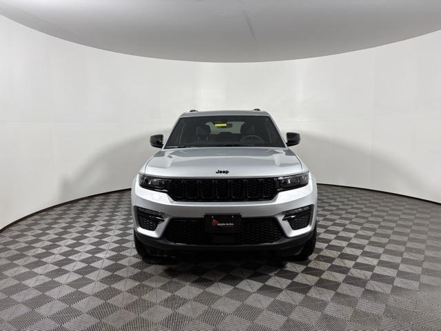 2025 Jeep Grand Cherokee GRAND CHEROKEE LIMITED 4X4 2025 Jeep Grand Cherokee GRAND CHEROKEE LIMITED 4X4